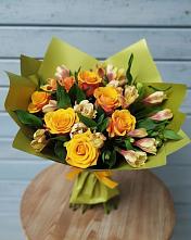 Букет цветов из:  Альстромерии и Розы в Череповце
