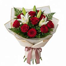 Букет цветов из:  Лилии и Розы в Череповце