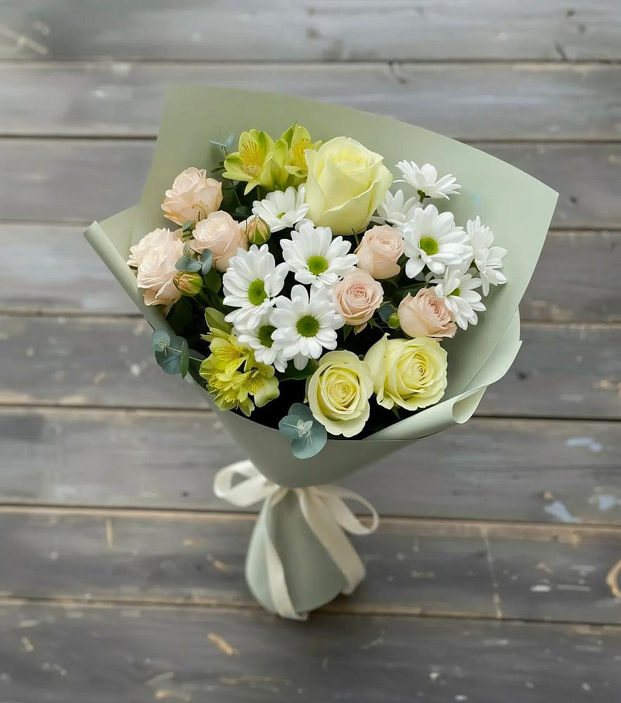Букет цветов из: Альстромерии, Розы и Хризантемы в Череповце