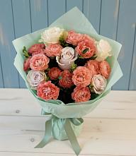 Букет цветов из:  Розы в Череповце