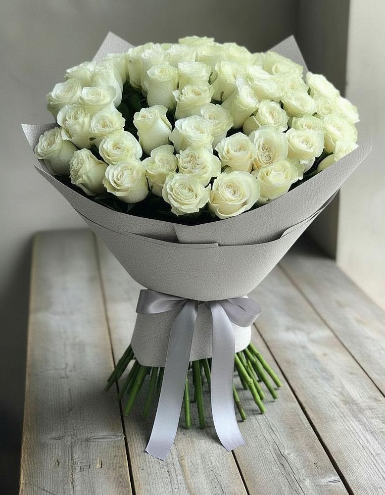 Букет 35 Белых роз в Череповце
