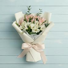Букет цветов из:  Альстромерии в Череповце
