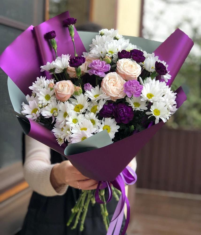 Букет цветов из: Хризантемы, Гвоздики и Розы в Череповце