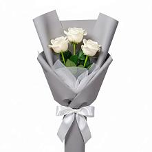 Букет 3 белые розы в Череповце