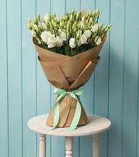 Букет цветов из:  Лизиантусы в Череповце