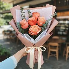 Букет цветов из:  Розы в Череповце