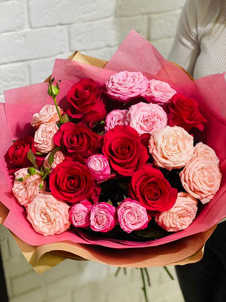 Букет цветов из: Розы в Череповце