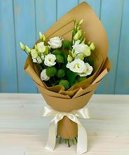 Букет цветов из:  Хризантемы и Лизиантусы #REPLACE_PRED# Череповце