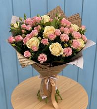 Букет цветов из:  Розы в Череповце