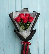 Букет цветов из:  Розы в Череповце