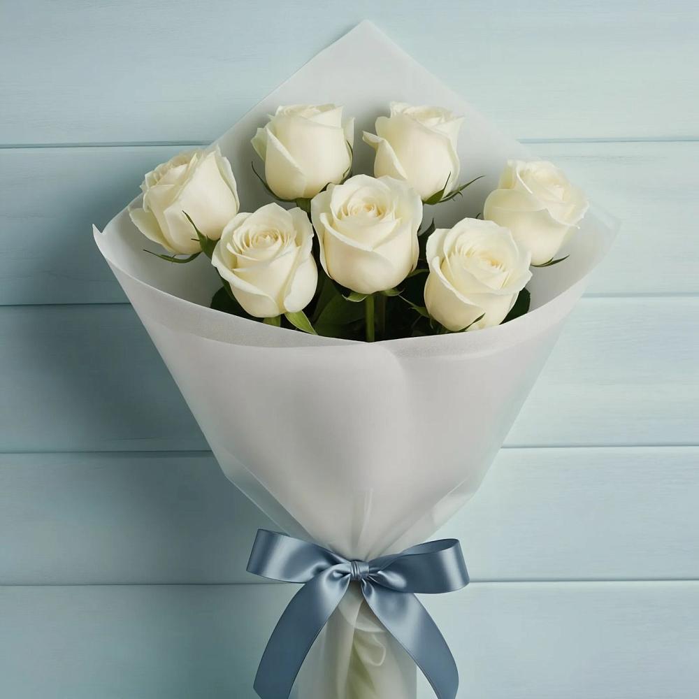 Букет 7 Белых роз Эдлесс Лав в Череповце
