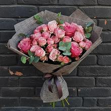 Букет цветов из:  Розы в Череповце